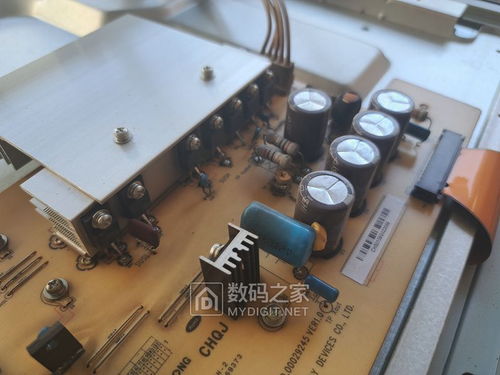 拆修長虹50寸等離子電視機自動關(guān)機